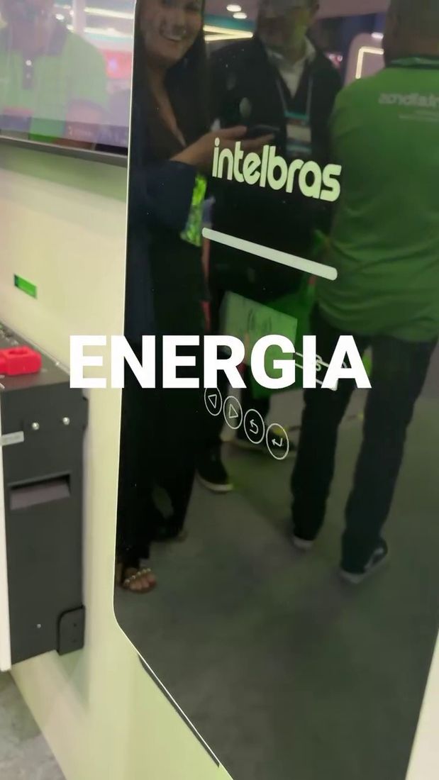 Área de energia no estande da Intelbras na Exposec